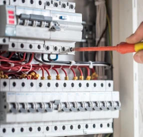 Installations & Maintenance